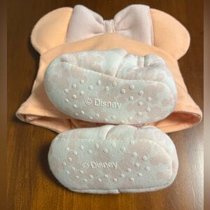 Disney Baby Gift Box with Hat and Booties - size 0-3mo